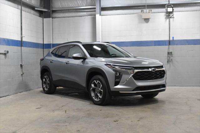 Used 2025 Chevrolet Trax FWD LT For Sale in Toledo, OH