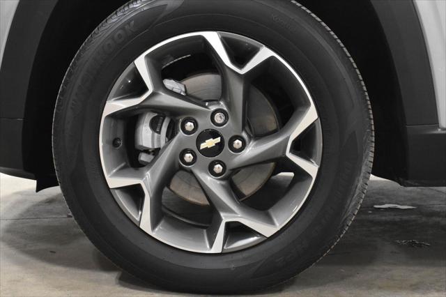 Used 2025 Chevrolet Trax FWD LT For Sale in Toledo, OH
