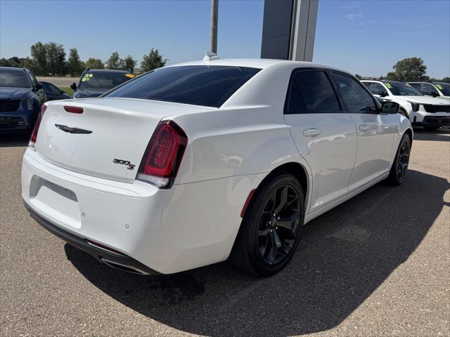 2021 Chrysler 300 300S