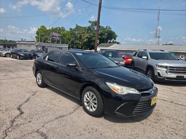 2017 Toyota Camry LE for sale in Springfield, MO