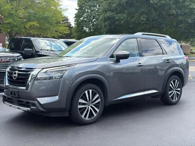 2023 Nissan Pathfinder Platinum 4WD for sale in Louisville, KY