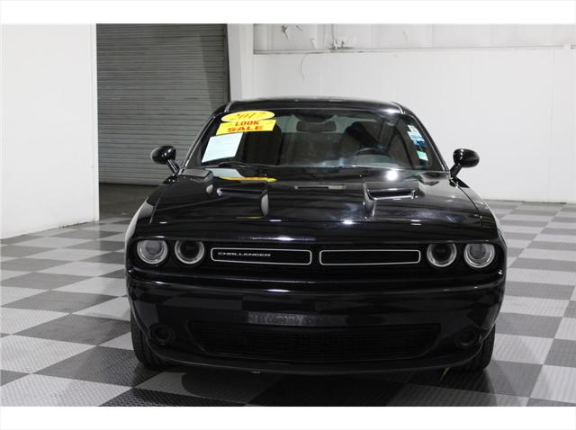 2017 Dodge Challenger SXT