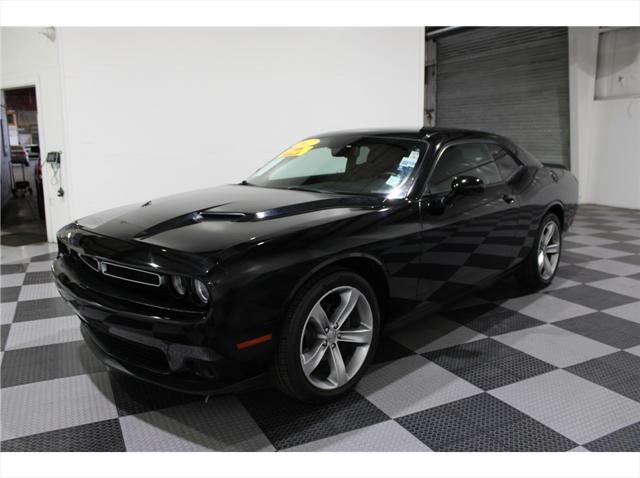 2017 Dodge Challenger SXT