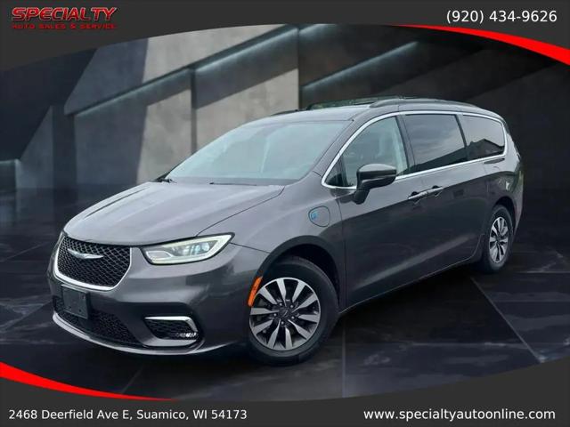 2021 Chrysler Pacifica Hybrid Touring for sale in Suamico, WI
