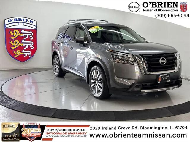 2025 Nissan Pathfinder SL 4WD for sale in Bloomington, IL