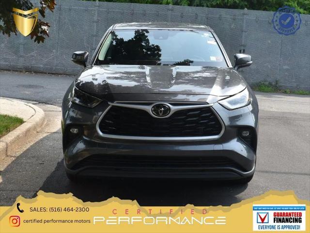 2025 Toyota Highlander LE for sale in Valley Stream, NY