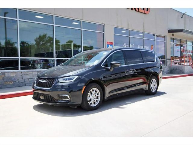 2023 Chrysler Pacifica Touring for sale in Alvin, TX