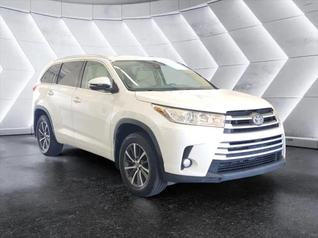 2017 Toyota Highlander XLE for sale in Albuquerque, NM