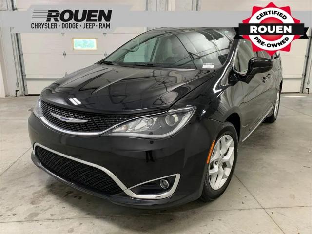 2018 Chrysler Pacifica Touring L for sale in Woodville, OH
