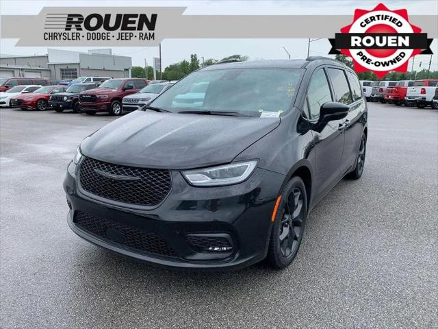 2025 Chrysler Pacifica Limited for sale in Woodville, OH