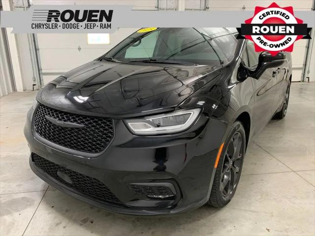 2025 Chrysler Pacifica Limited for sale in Woodville, OH