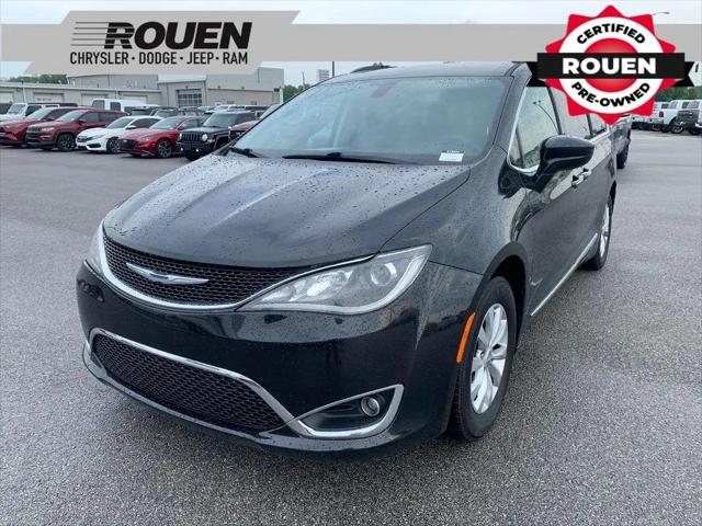 2018 Chrysler Pacifica Touring L for sale in Woodville, OH