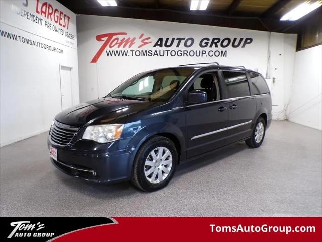 2014 Chrysler Town & Country Touring for sale in Des Moines, IA