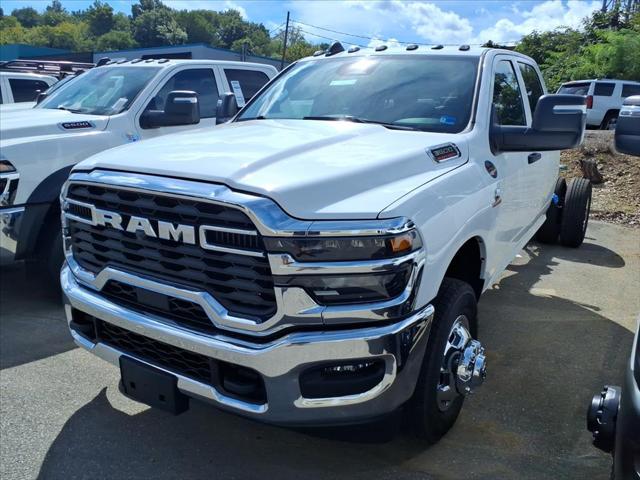 2027 RAM Ram 3500 Chassis Cab RAM 3500 TRADESMAN CREW CAB CHASSIS 4X4 60 CA 2027 RAM Ram 3500 Chassis Cab RAM 3500 TRADESMAN CREW CAB CHASSIS 4X4 60 CA