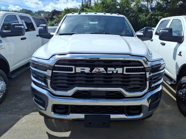 2027 RAM Ram 3500 Chassis Cab RAM 3500 TRADESMAN CREW CAB CHASSIS 4X4 60 CA 2027 RAM Ram 3500 Chassis Cab RAM 3500 TRADESMAN CREW CAB CHASSIS 4X4 60 CA