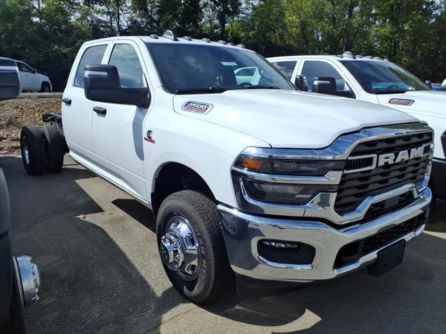 2027 RAM Ram 3500 Chassis Cab RAM 3500 TRADESMAN CREW CAB CHASSIS 4X4 60 CA 2027 RAM Ram 3500 Chassis Cab RAM 3500 TRADESMAN CREW CAB CHASSIS 4X4 60 CA