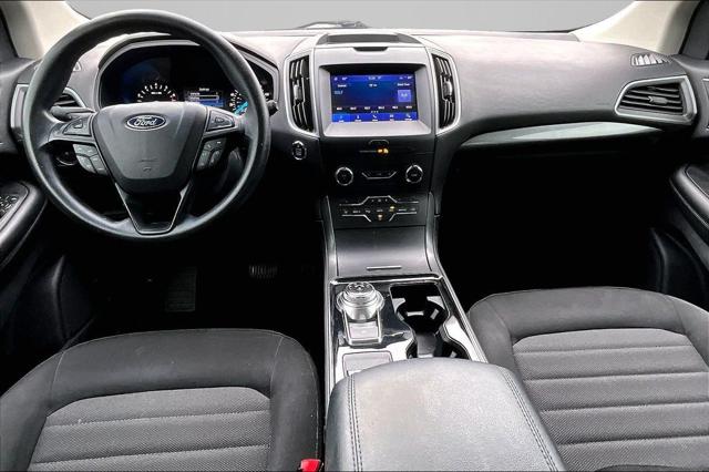 2020 Ford Edge SE