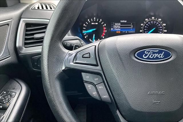2020 Ford Edge SE