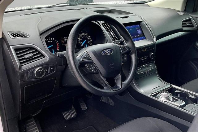 2020 Ford Edge SE