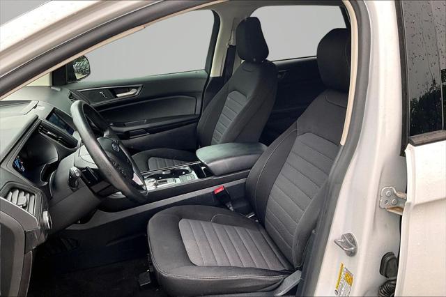 2020 Ford Edge SE