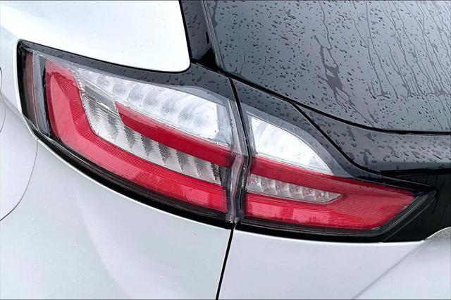 2020 Ford Edge SE