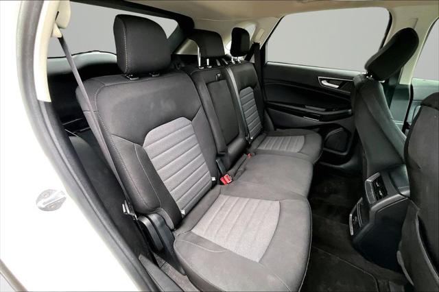 2020 Ford Edge SE