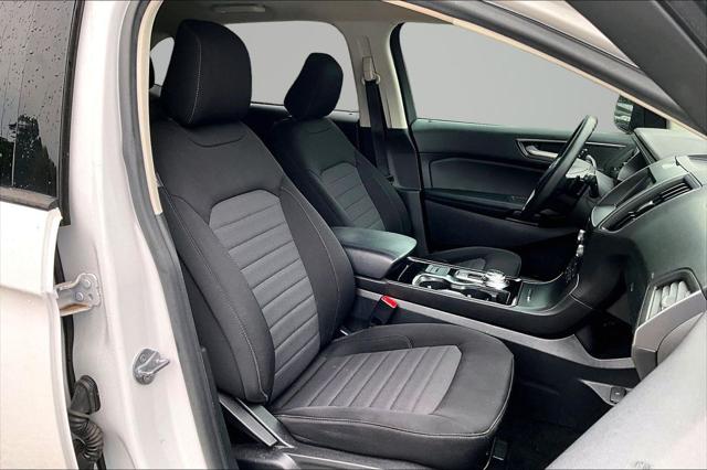 2020 Ford Edge SE