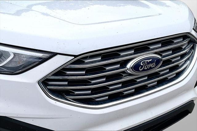 2020 Ford Edge SE