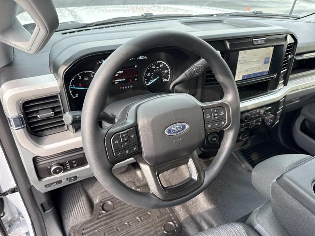 2026 Ford 600 XLT
