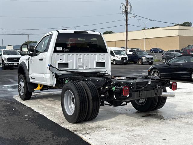 2026 Ford 600 XLT