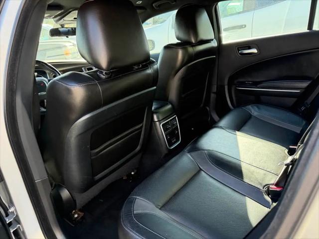 2021 Dodge Charger SXT RWD