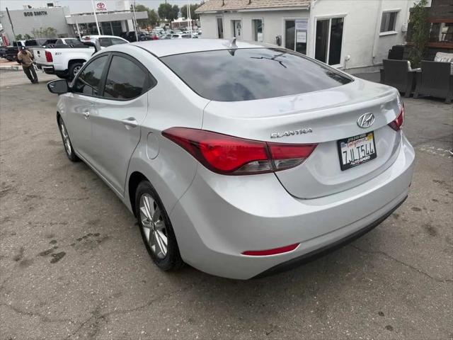 2015 Hyundai Elantra SE