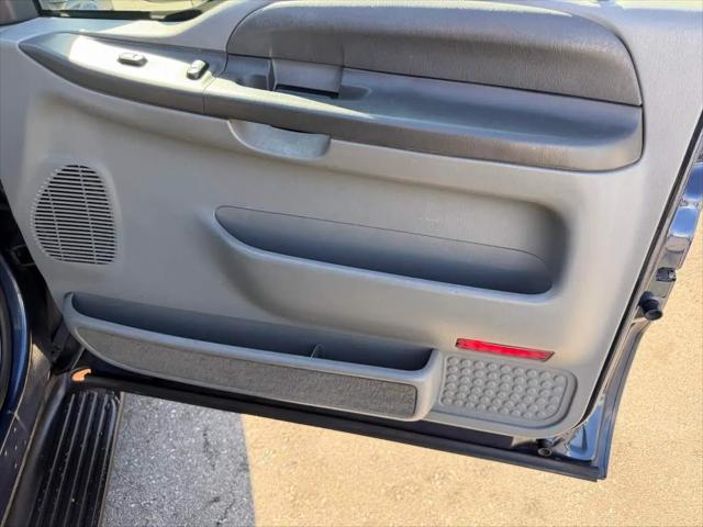 2003 Ford Excursion XLT