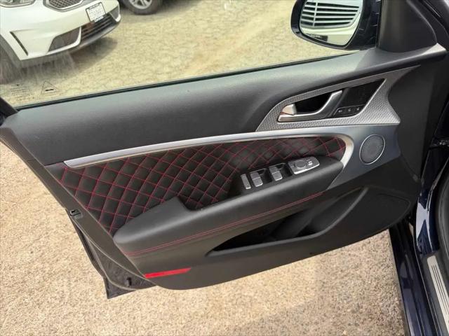 2023 Genesis G70 3.3T RWD