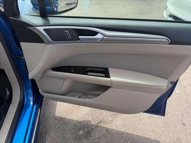 2017 Ford Fusion Hybrid SE