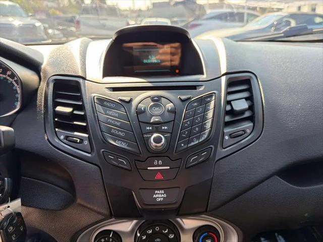 2016 Ford Fiesta SE