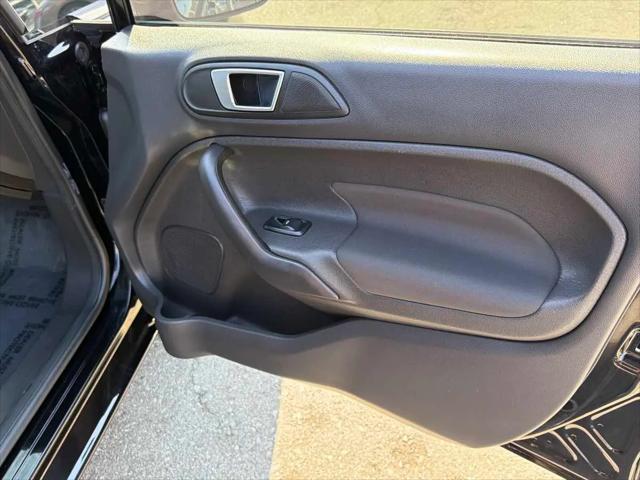 2016 Ford Fiesta SE