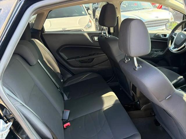 2016 Ford Fiesta SE