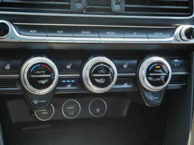 2023 Genesis G70 2.0T AWD