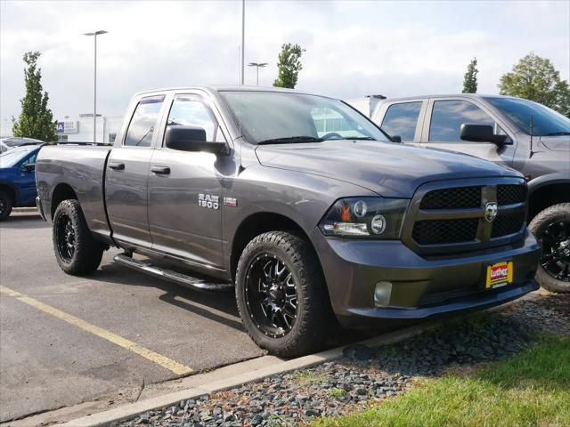2017 Ram 1500 Express Quad Cab 4x4 6'4" Box