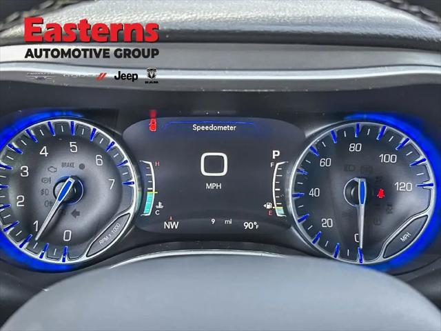 2027 Chrysler Pacifica Select AWD