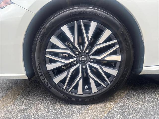 2026 Nissan Altima SV FWD