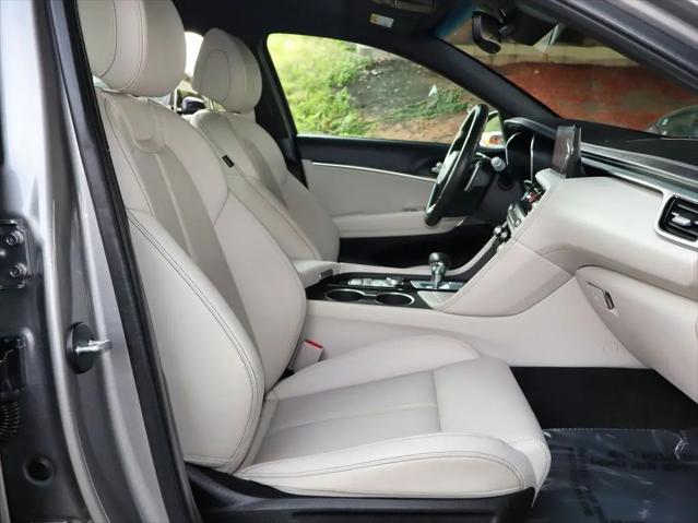 2025 Genesis G70 2.5T AWD