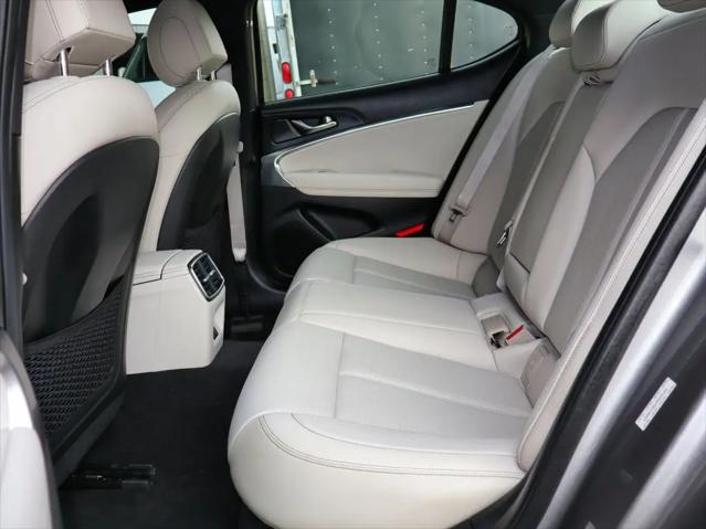 2025 Genesis G70 2.5T AWD