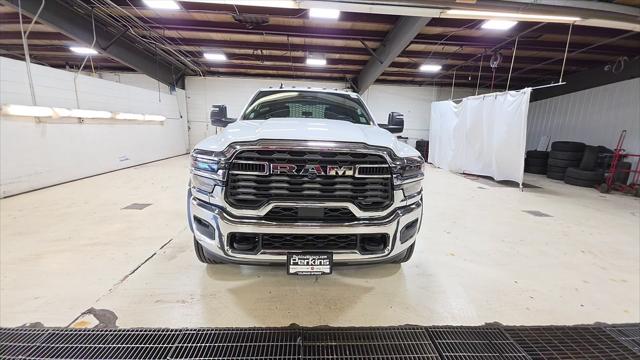 2026 RAM 5500 Chassis RAM 5500 TRADESMAN CHASSIS CREW CAB 4X4 84 CA 2026 RAM 5500 Chassis RAM 5500 TRADESMAN CHASSIS CREW CAB 4X4 84 CA