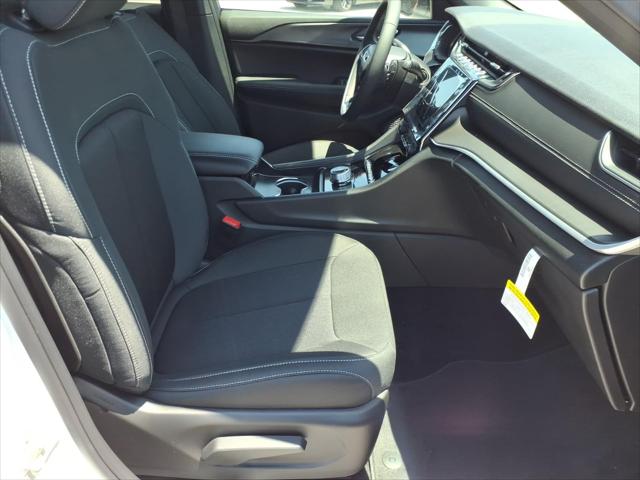 2026 Jeep Grand Cherokee L GRAND CHEROKEE L LAREDO 4X2 2026 Jeep Grand Cherokee L GRAND CHEROKEE L LAREDO 4X2