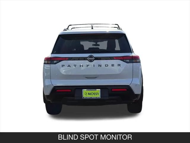 2026 Nissan Pathfinder SV