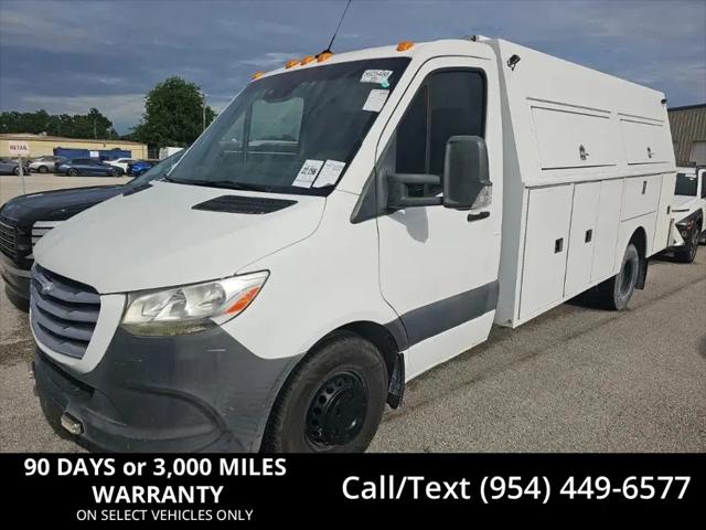 2019 Freightliner Sprinter Standard Roof V6 for sale in Miami, FL