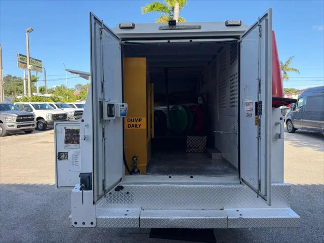 2019 Freightliner Sprinter Standard Roof V6