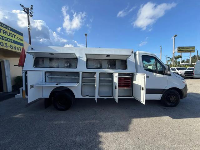 2019 Freightliner Sprinter Standard Roof V6